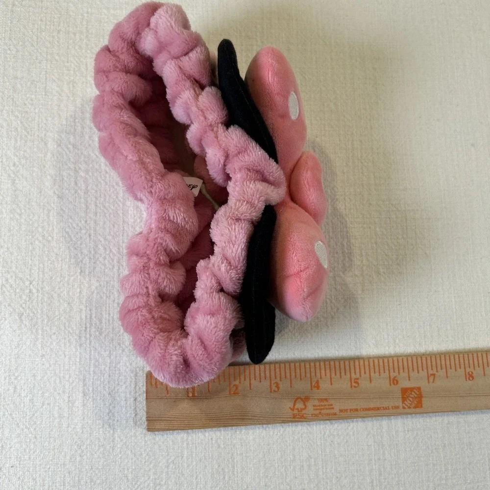 The Crème Shop x Disney Minnie Mouse 3D Teddy Spa Headband Limited‎ Edition